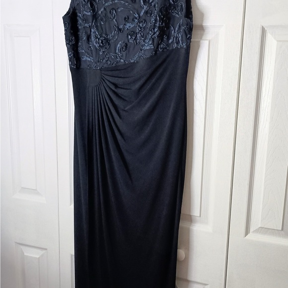 Connected Apparel Dress Womens Size 12 Evening Dress Navy Bridesmaids Dress - Picture 9 of 9